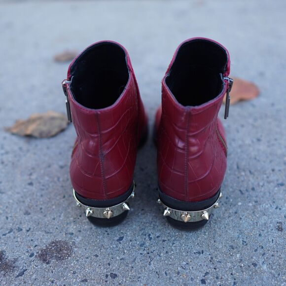 Circus Sam Edelman Studded Red Ankle Bootie Women's 5 Croc Faux Leather - Picture 5 of 10